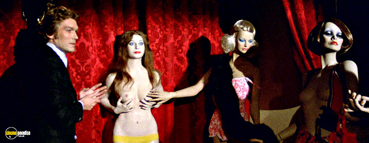 A still #10 from Spasmo (1974)