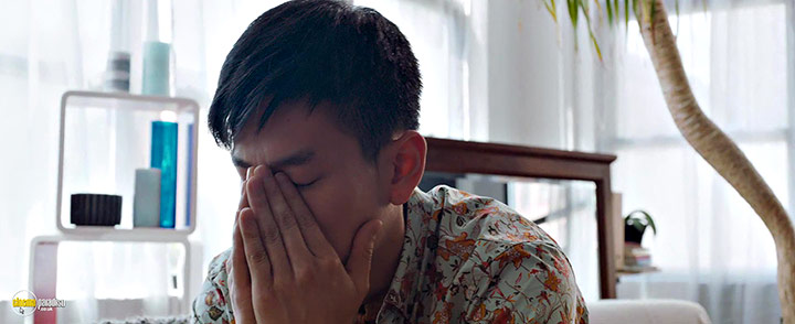 A still #16 from Front Cover (2015)