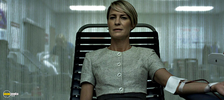 A still #35 from House of Cards: Series 3 (2015) With Robin Wright