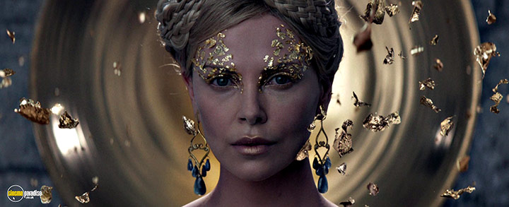 A still #2 from The Huntsman: Winter's War (2016) With Charlize Theron