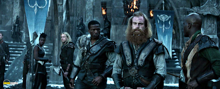 A still #34 from The Huntsman: Winter's War (2016) With Sope Dirisu