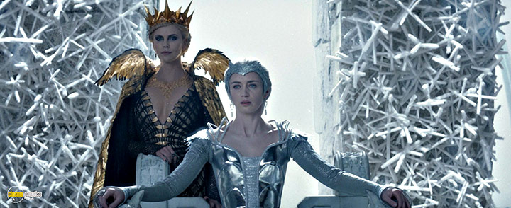 A still #15 from The Huntsman: Winter's War (2016) With Charlize Theron And Emily Blunt