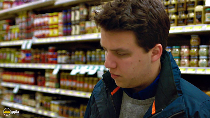 A still #17 from Generation Startup (2016)