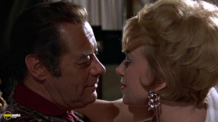 A still #24 from The Honey Pot (1967) With Rex Harrison And Edie Adams