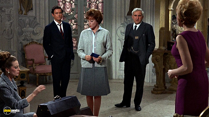 A still #11 from The Honey Pot (1967) With Cliff Robertson, Capucine And Susan Hayward