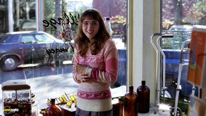 A still #29 from Olive Kitteridge: Series (2014) With Zoe Kazan