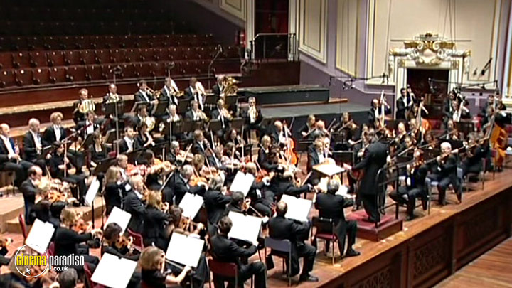 A still #4 from Edinburgh Fireworks Concert: Great American Composers (2007)