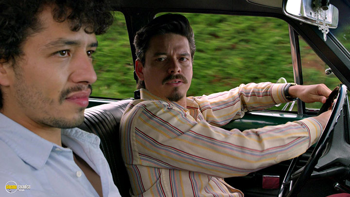A still #27 from Narcos: Series 1 (2015)