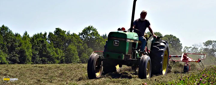 A still #1 from Peter and the Farm (2016)