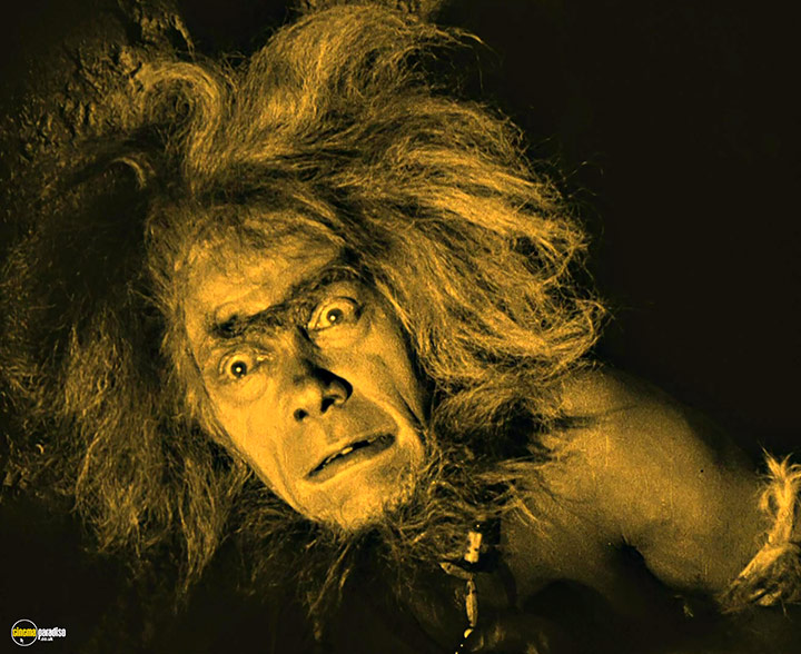 A still #2 from Die Nibelungen (1924)