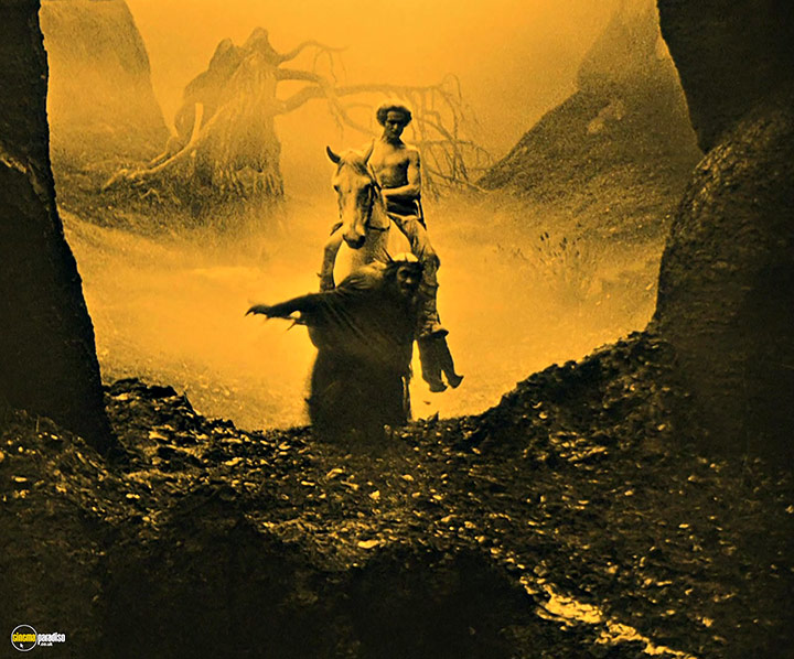 A still #11 from Die Nibelungen (1924) With Paul Richter