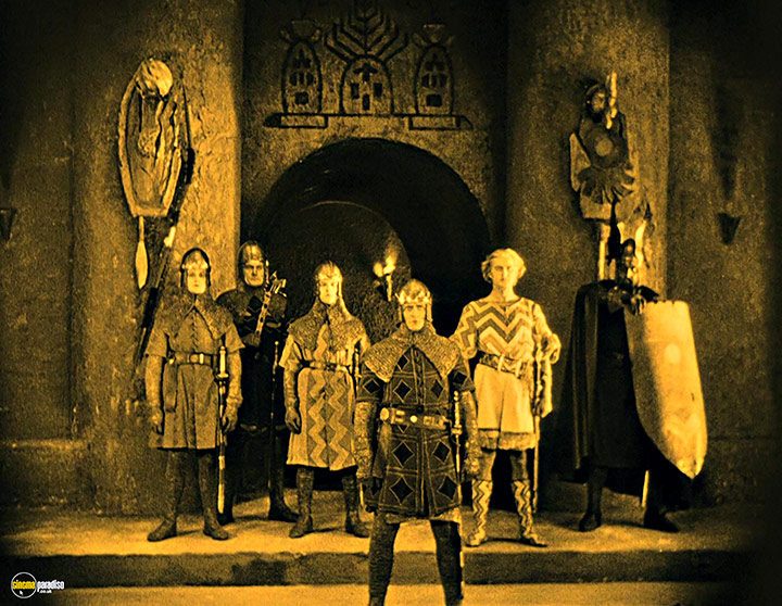 A still #23 from Die Nibelungen (1924)