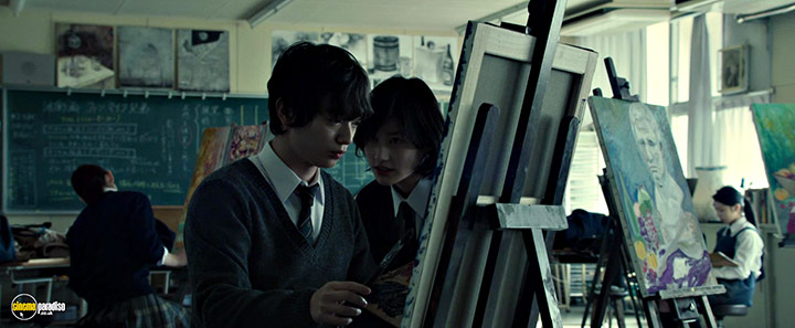 A still #31 from Parasyte: Part 1 (2014) With Ai Hashimoto And Shôta Sometani