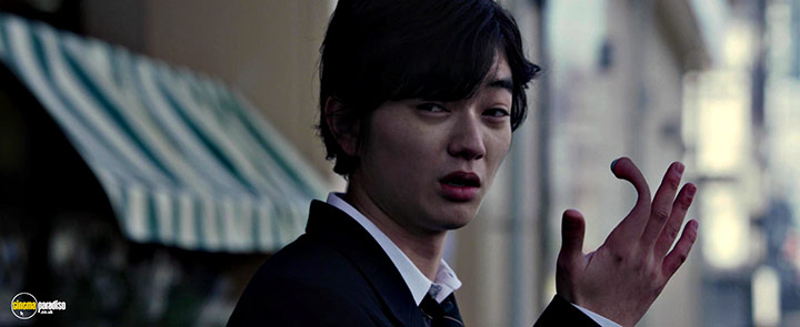 A still #9 from Parasyte: Part 1 (2014) With Shôta Sometani