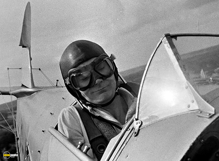 A still #25 from The Sound Barrier (1952)