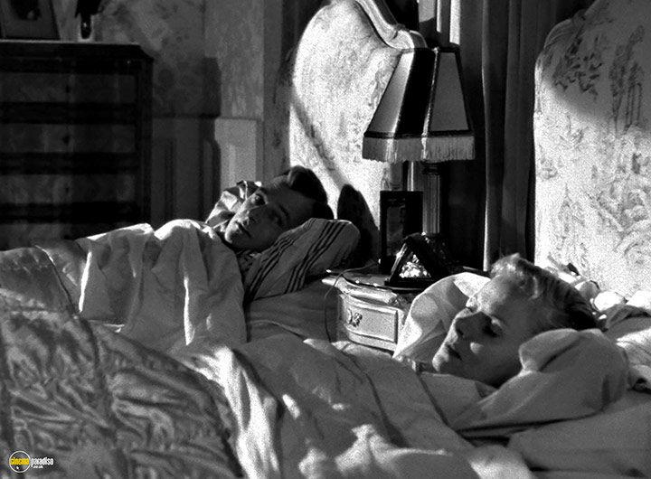 A still #19 from The Sound Barrier (1952) With Ann Todd