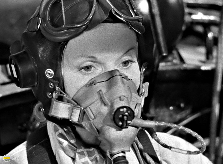 A still #18 from The Sound Barrier (1952)