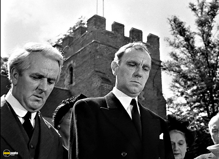 A still #4 from The Sound Barrier (1952) With Ralph Richardson