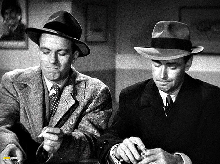A still #3 from The Blue Dahlia (1946)