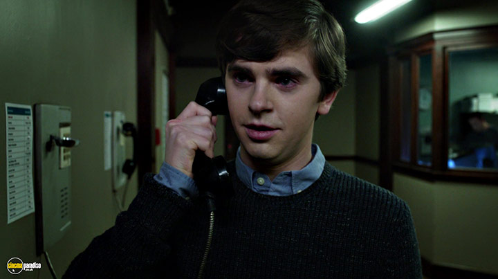 A still #4 from Bates Motel: Series 4 (2016) With Freddie Highmore