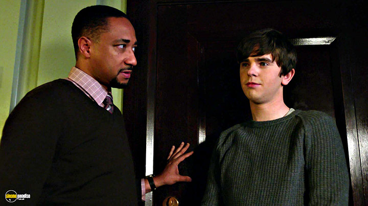 A still #3 from Bates Motel: Series 4 (2016) With Freddie Highmore And Damon Gupton