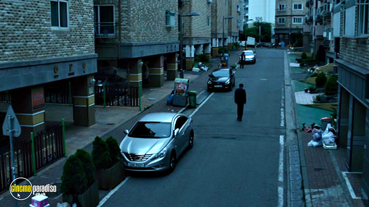 A still #26 from The Shameless (2015)