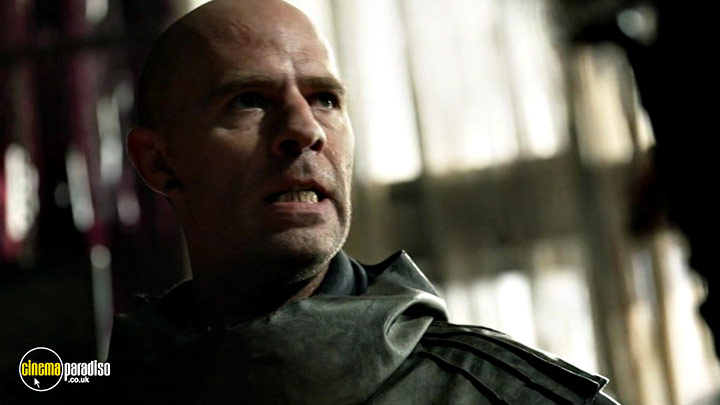 A still #15 from The 100: Series 3 (2016)
