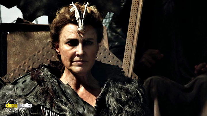 A still #8 from The 100: Series 3 (2016)