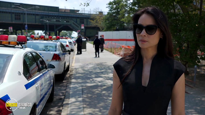 A still #32 from Elementary: Series 4 (2015)