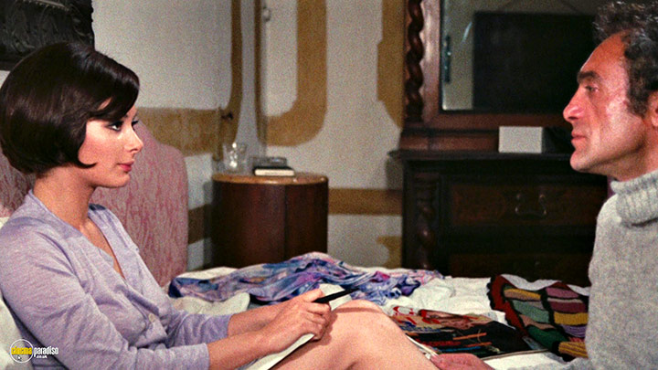 A still #30 from Your Vice Is a Locked Room and Only I Have the Key (1972) With Edwige Fenech And Luigi Pistilli