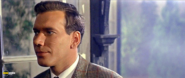 A still #32 from Dr. Terror's House of Horrors (1965)