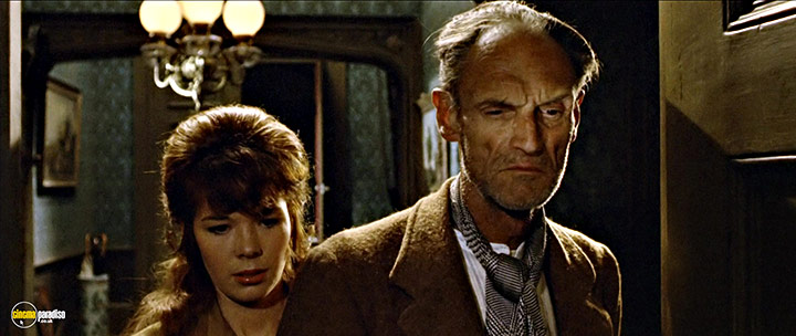 A still #29 from Dr. Terror's House of Horrors (1965)