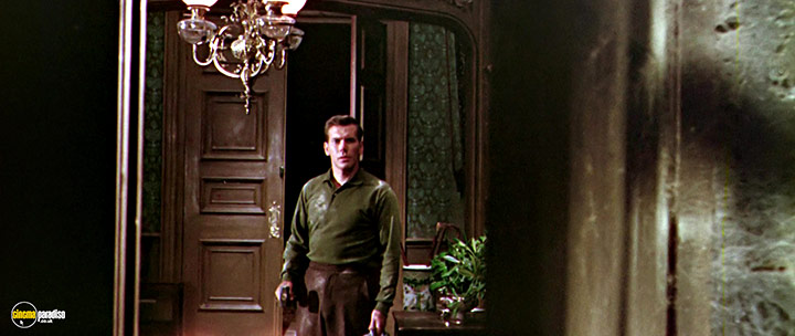 A still #28 from Dr. Terror's House of Horrors (1965)