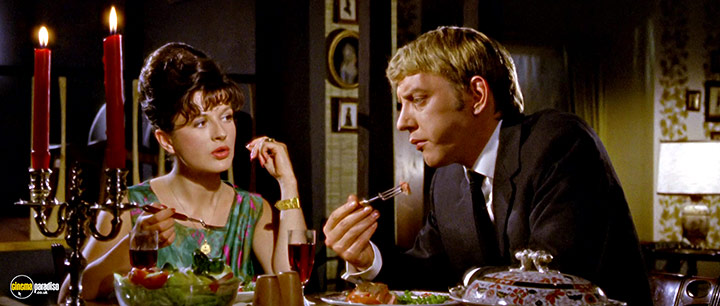 A still #43 from Dr. Terror's House of Horrors (1965) With Donald Sutherland And Jennifer Jayne