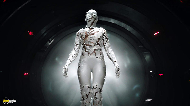A still #2 from Ghost in the Shell (2017)