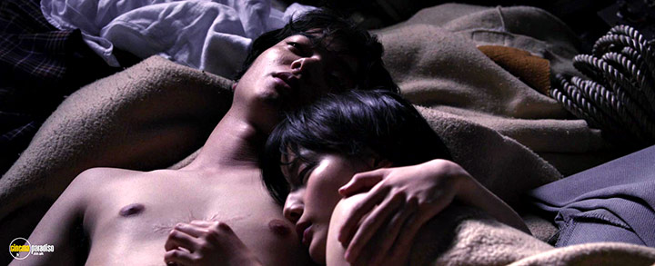 A still #19 from Parasyte: Part 2 (2015) With Ai Hashimoto And Shôta Sometani