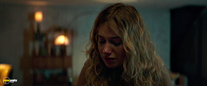 A still #21 from Frank and Lola (2016)