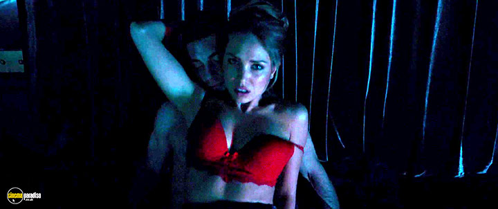 A still #24 from Frank and Lola (2016)